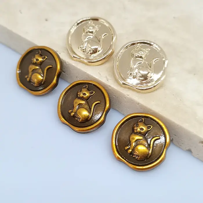 17.5/25MM mignon Vintage chat conception boutons en métal de vêtements en gros décor de mode bouton 