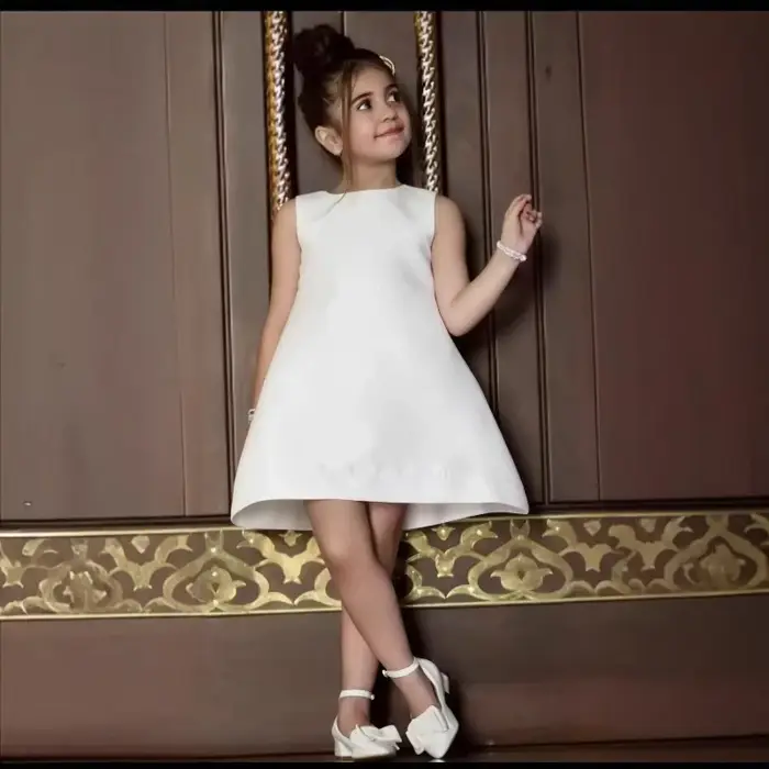 Robe sans manches décontractée style coréen pour filles 2026 – Mini-robe élégante blanche pour enfan
