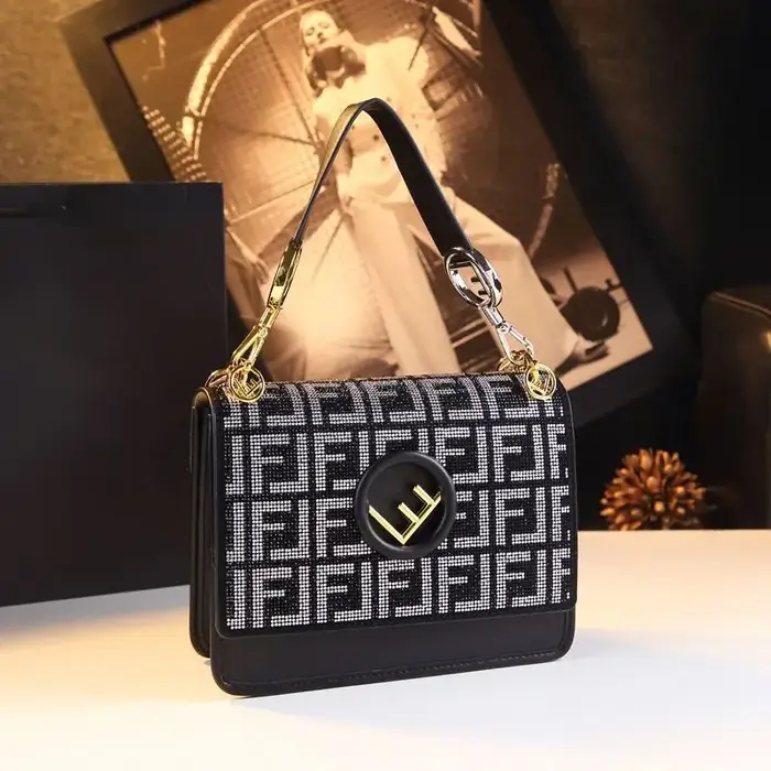 Sac à langer vintage de luxe pour femme, sac à main élégant à bandoulière, sac fourre-tout minimalis