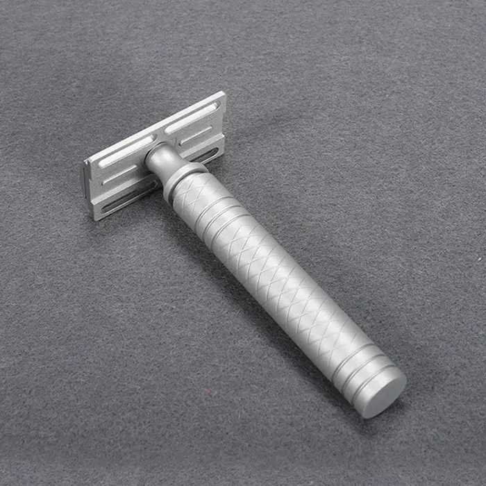 Rasoir léger en alliage d'aluminium à Double tranchant pour hommes, sécurité manuelle CNC, poignée a
