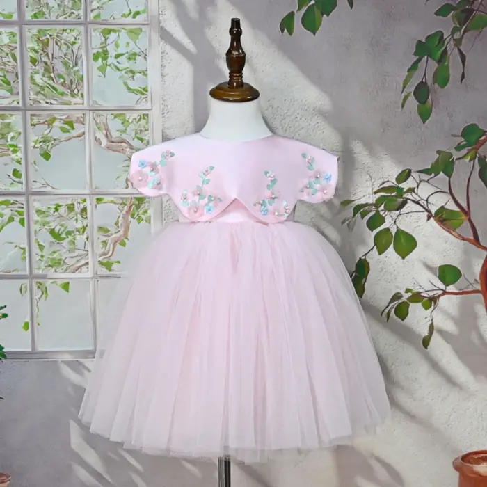 Robe de Cérémonie Enfant 2026, Costume Tutu d'Anniversaire pour Bébé Fille avec Cape Appliquée, Robe