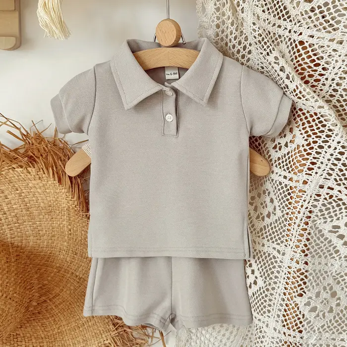 Ensemble de vêtements pour bébé garçon t shirt et short vêtements d été style décontracté tenue pour bébés de 1 à 3 ans occasions spéciales activités extérieures et maison