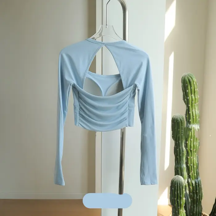 Haut de sport à manches longues pour femmes, avec coussinets de poitrine, vêtements de Yoga, vêtemen