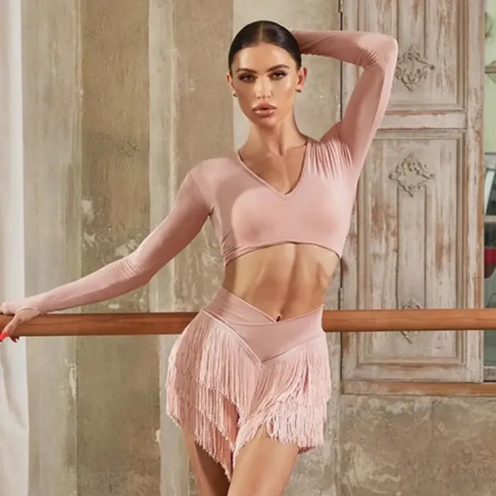 Vêtements de danse latine pour femmes, hauts à manches longues, dos nu, jupe à franges, Cha Cha Rumb