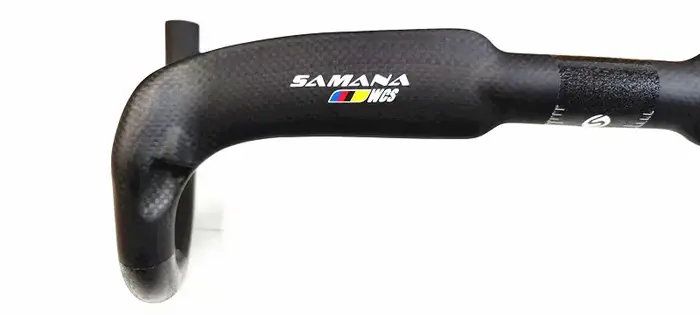 Guidon vélo route carbone SAMANA WCS 31.8x420/440mm ultraléger pour course et vent cassé