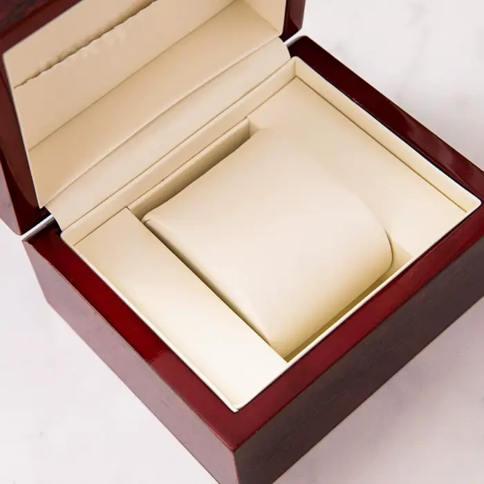 Boîte de montre en laque piano pour rangement et affichage de montres mécaniques pour homme et femme élégante occasion spéciale exposition montres collection