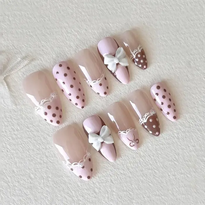 24 faux ongles en gel press-on rose bonbon, pois marrons, nœud papillon blanc 3D, faux ongles pour f