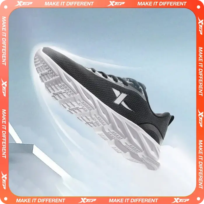 Chaussures de course Xtep légères et respirantes pour homme - Baskets anti-baume été 2021