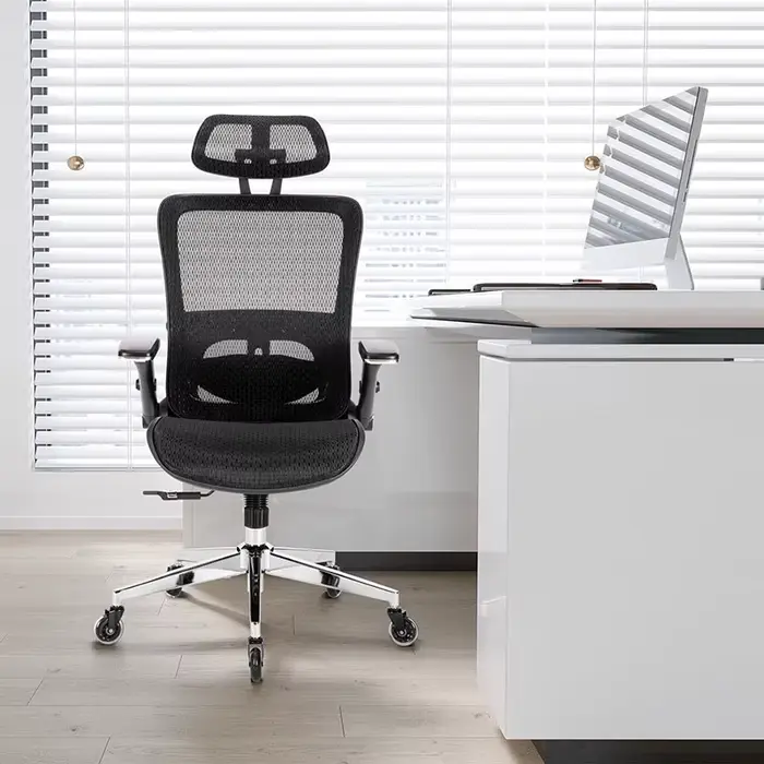Chaise de bureau ergonomique en maille noire, dossier haut, repose-sauna réglable, bras rabattables,