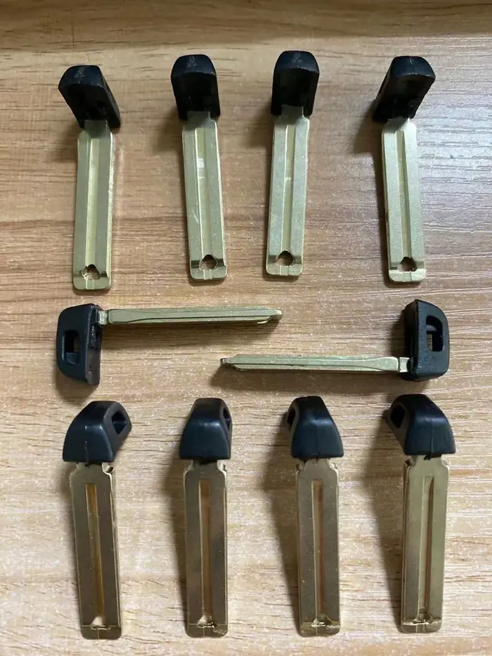 Keychannel 10 pièces insérer lame de clé de voiture TOY48 TOY40 HY22 télécommande intelligente d'urg
