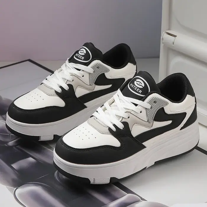 Chaussures de marche à roulettes avec poulies de sport pour étudiants à quatre roues, baskets d'été 