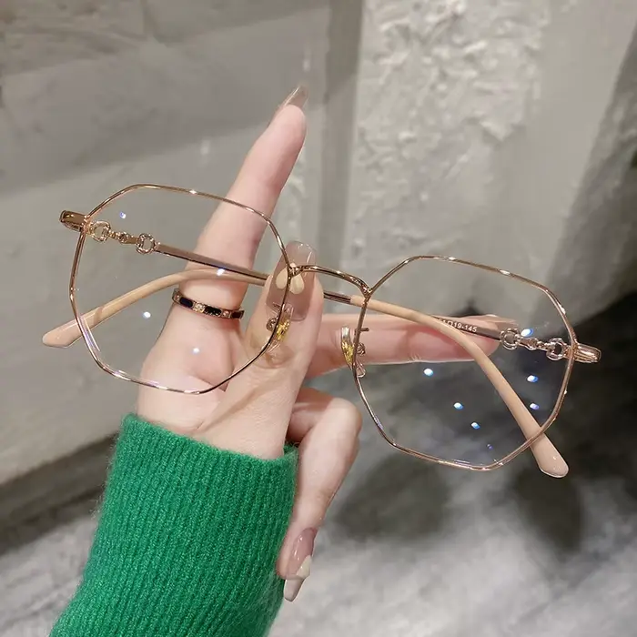 Monture de lunettes bloquant la lumière bleue classique pour femmes, lunettes à charnière à ressort 