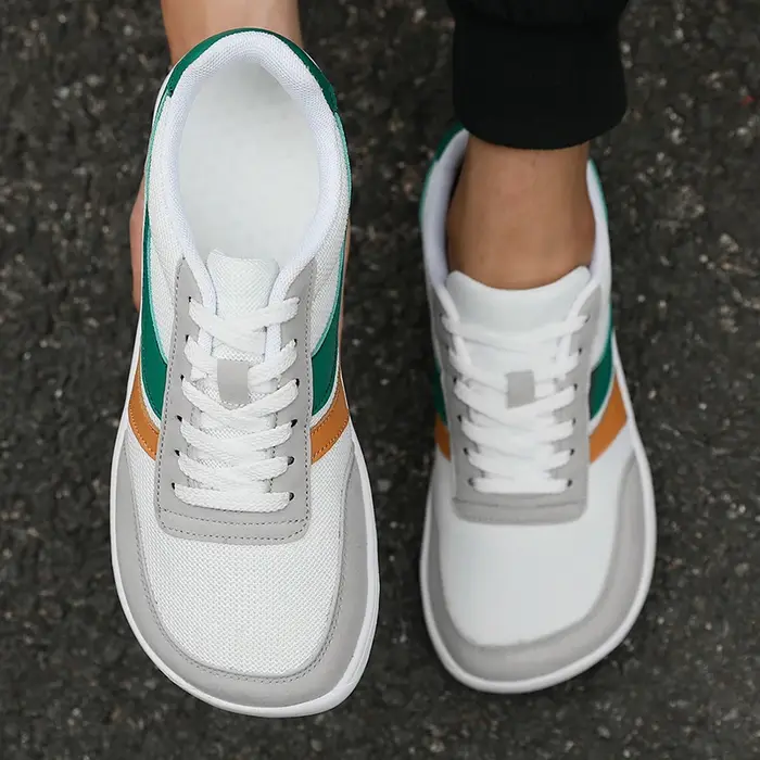 Nouveau bout large hommes chaussures décontracté semelle souple large dernières chaussures marche ba