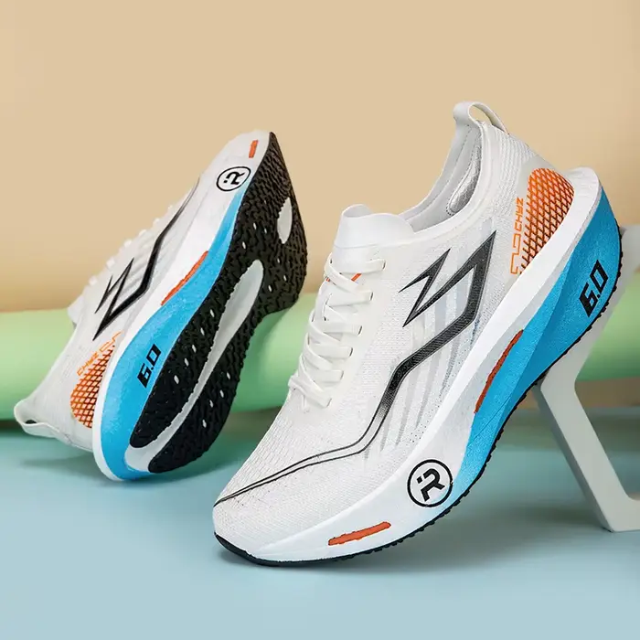 2025 chaussures de sport pour hommes planche de carbone 6.0 course Marathon rebond Stable résistant 