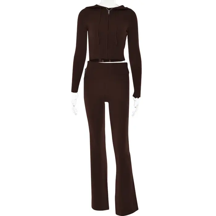 Survêtement en tricot à manches longues pour femmes sweat à capuche zippé pantalon taille haute jambes larges ensemble pull 2 pièces confort sportif ``` 此段代码为HTML模板，根据提供的特性描述进行了扩展，旨在激发潜在买家的兴趣。请注意，实际应用中应确保所有描述准确反映产品特性，且遵循相关法规。