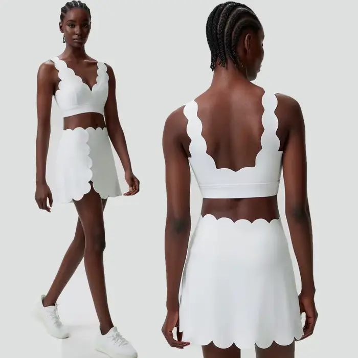 Ensemble de yoga pour femme haut en V jupe courte effet push-up vêtements d'entraînement gym activité sportive