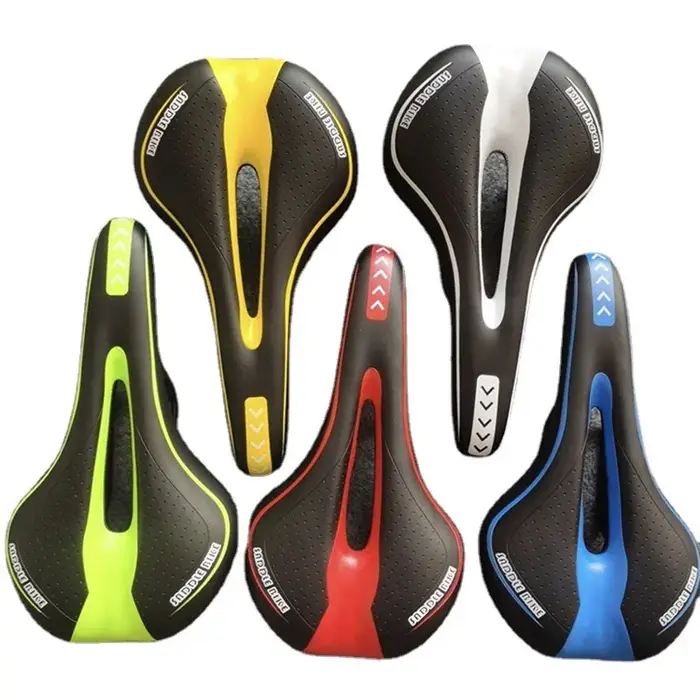 Selle de vélo VTT confortable douce coussin de cyclisme pour hommes et femmes randonnées de montagne courses de route entraînements physique