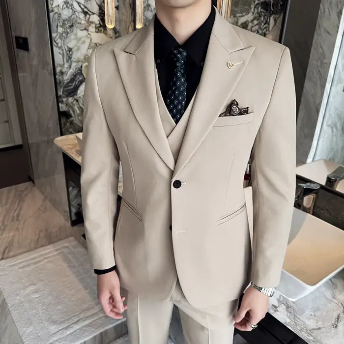 Ensemble trois pièces coupe cintrée Style coréen deux boutons garçons d'honneur costume d'affaires d