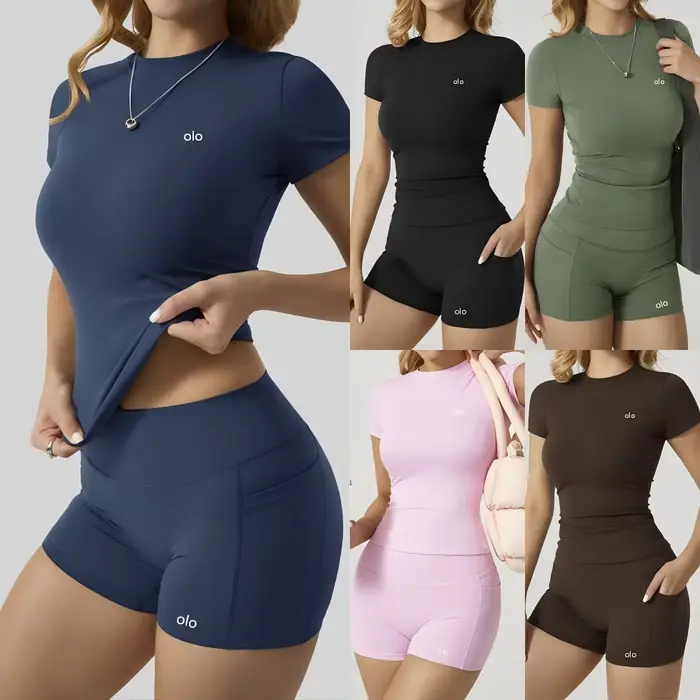 Nouvelle Collection 2026 Vêtements Sport Fitness Haut Moulant Short Rehausseur Fessiers Yoga Seconde Peau Ensemble Femme