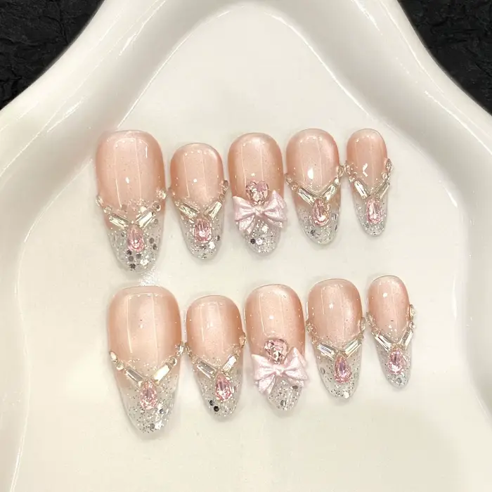 10 pièces rose oeil de chat faux ongles 3D papillon
