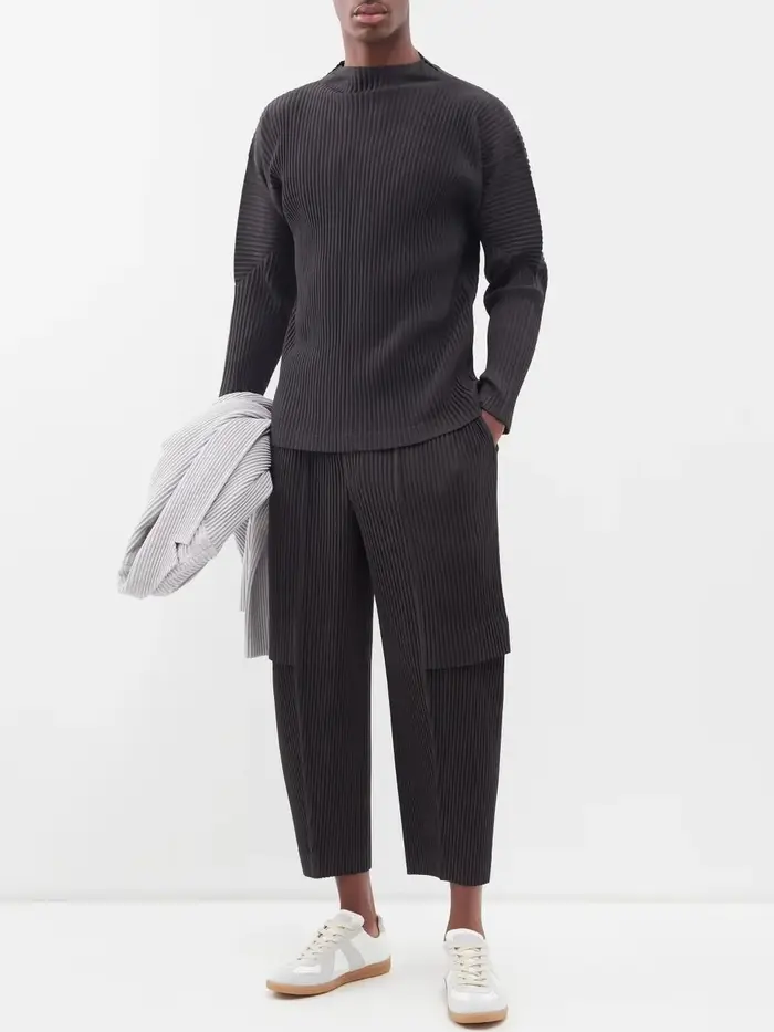 Miyake plissé homme manches longues T-Shirt mode classique noir haut à col roulé