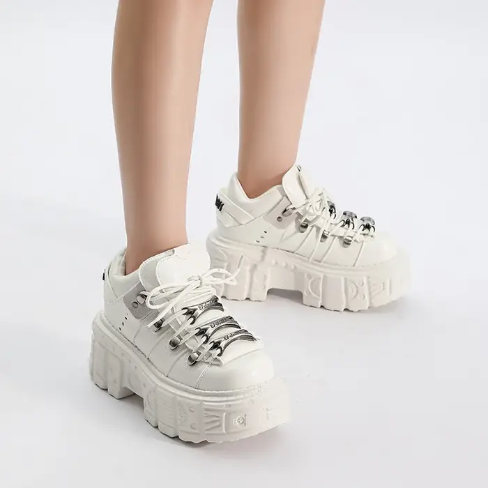 2026 gothique cheville Rock bottes femme baskets nouveau Style Punk femmes chaussures à lacets talon