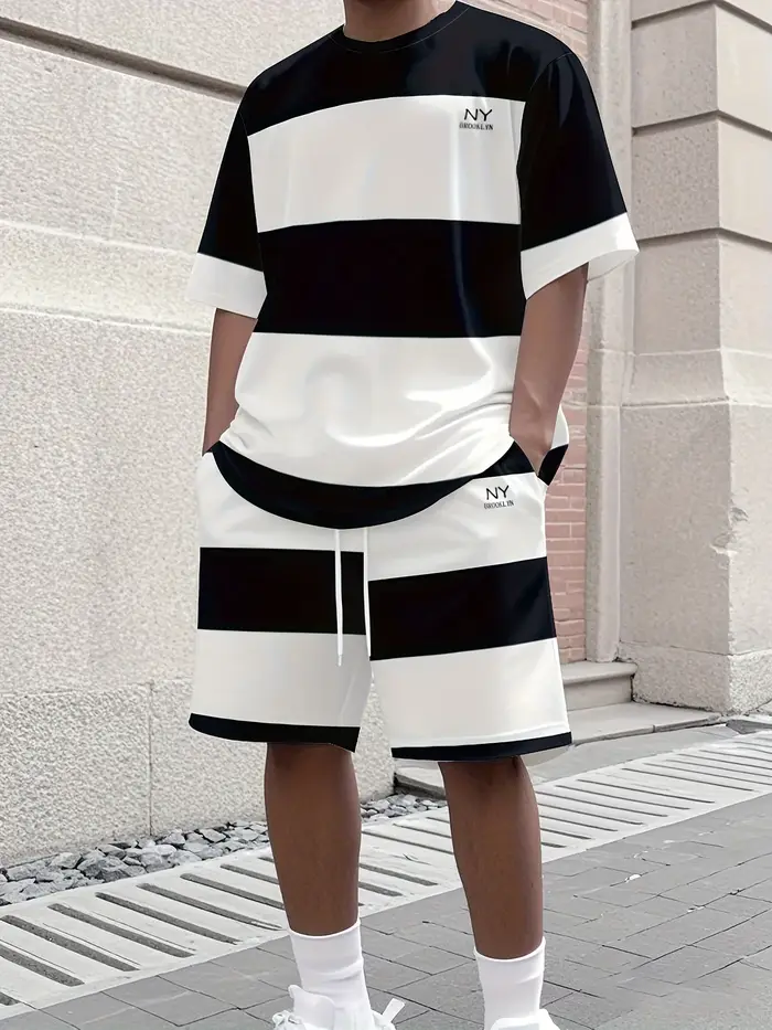 À la mode hommes été rayé imprimé micro élastique respirant col rond T-shirt ensemble short et haut 