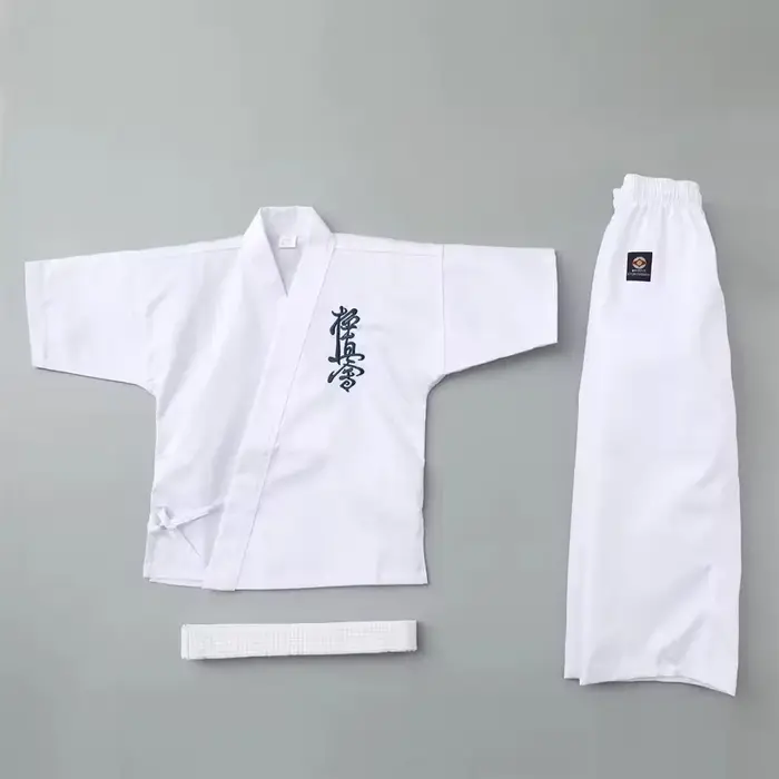 Kyokushin haute qualité Duoboku enfants adultes karaté uniforme ensemble WKF Judo Taekwondo Arts mar