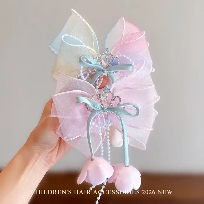 Elastiques à cheveux pour enfants en organza avec perles et pompons antidérapants pour bébés filles et occasions festives