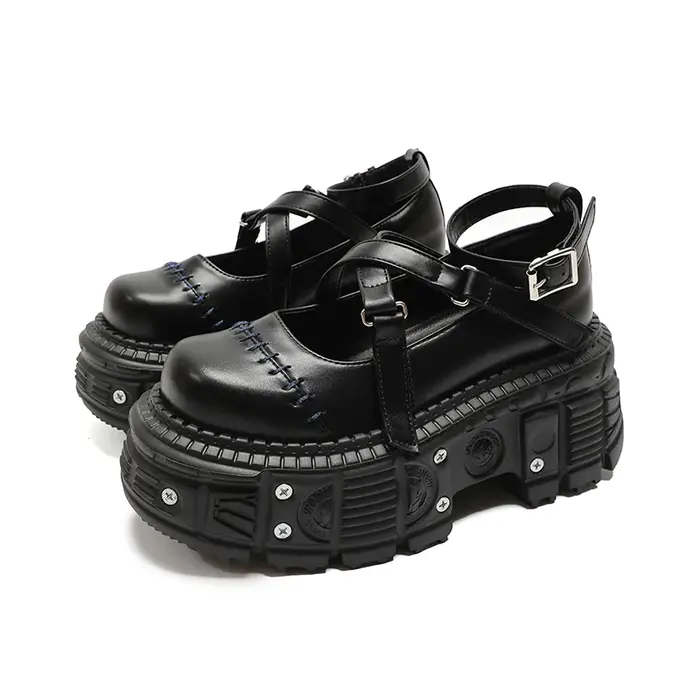 Chaussures à plateforme plate de Style Punk, sangle à boucle à rivets, ceinture croisée Mary Janes, 