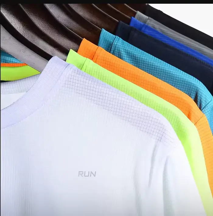 Été hommes séchage rapide course musculation chemises Sport Gym t-shirt hommes à manches courtes Fit